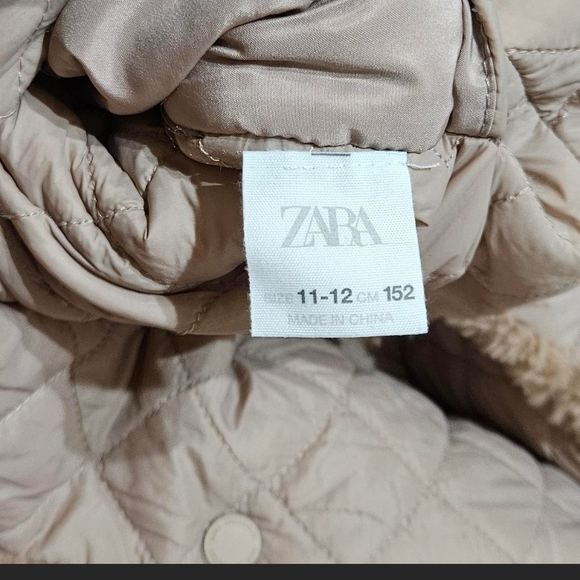 Zara Beige Quilted Vest - Picture 8 of 12